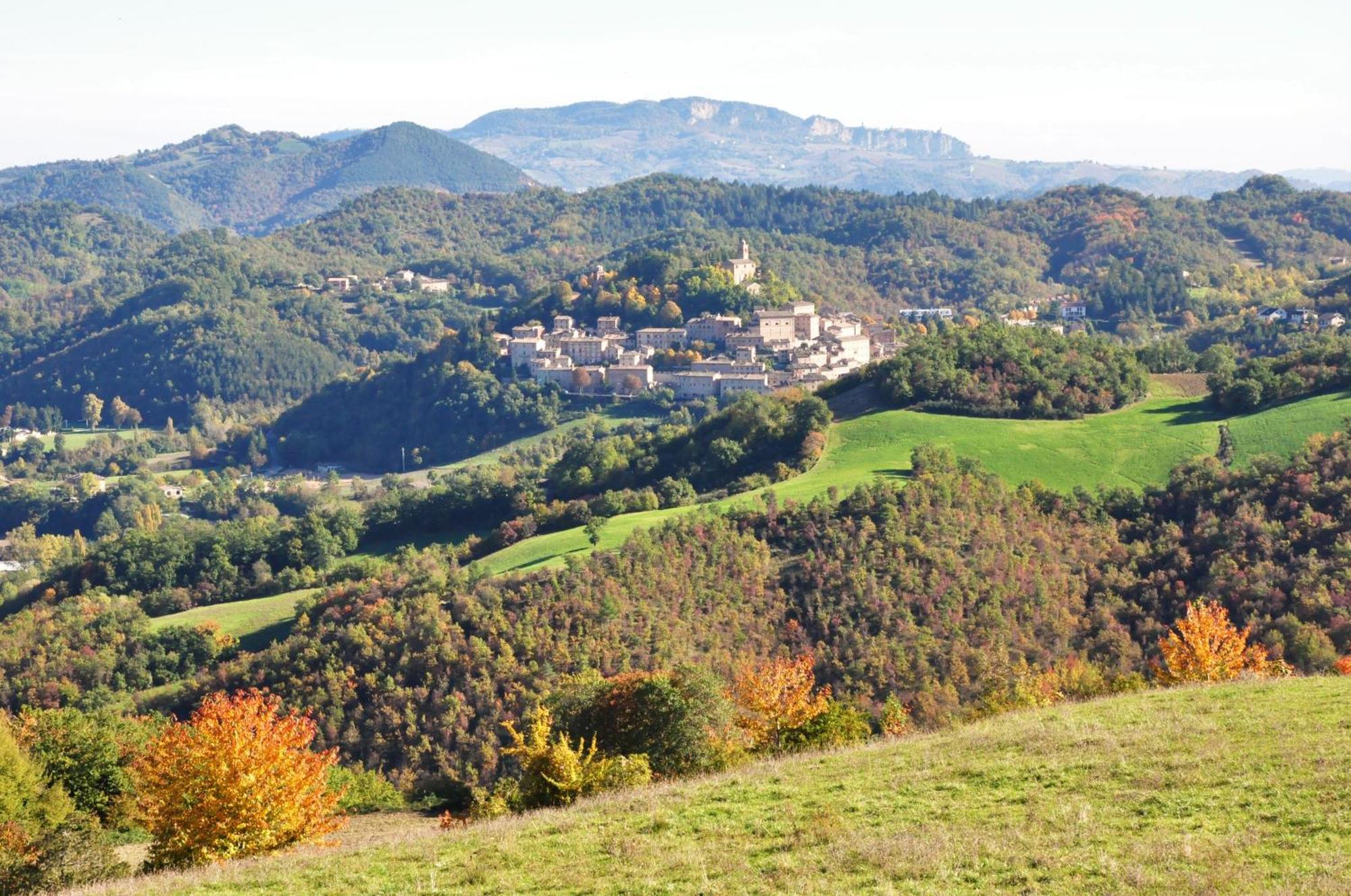 Agriturismo Le Castellare Montemonaco Exteriör bild